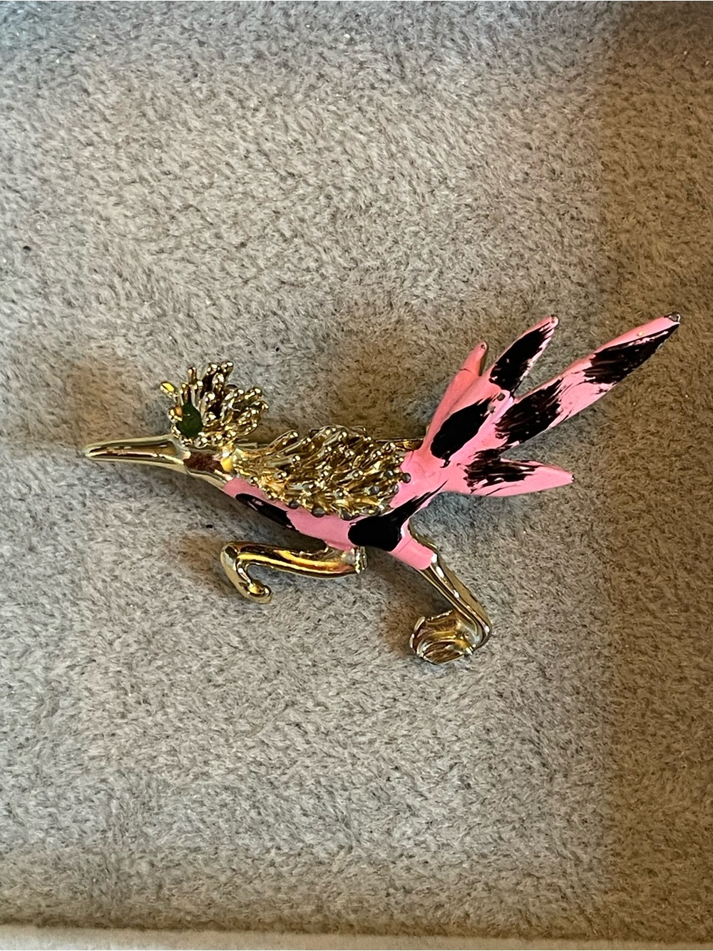 Vintage road runner brooch